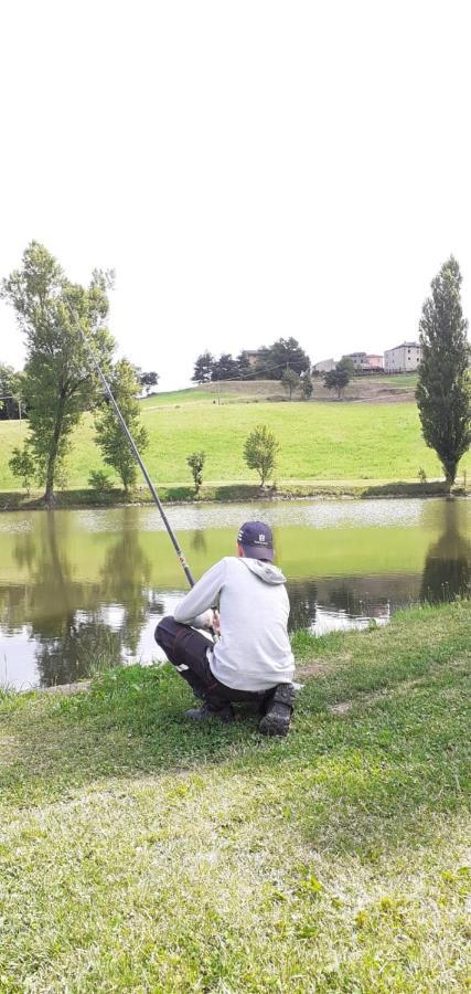 Appartamenti Cenni - Relais Su Lago Varsi ภายนอก รูปภาพ